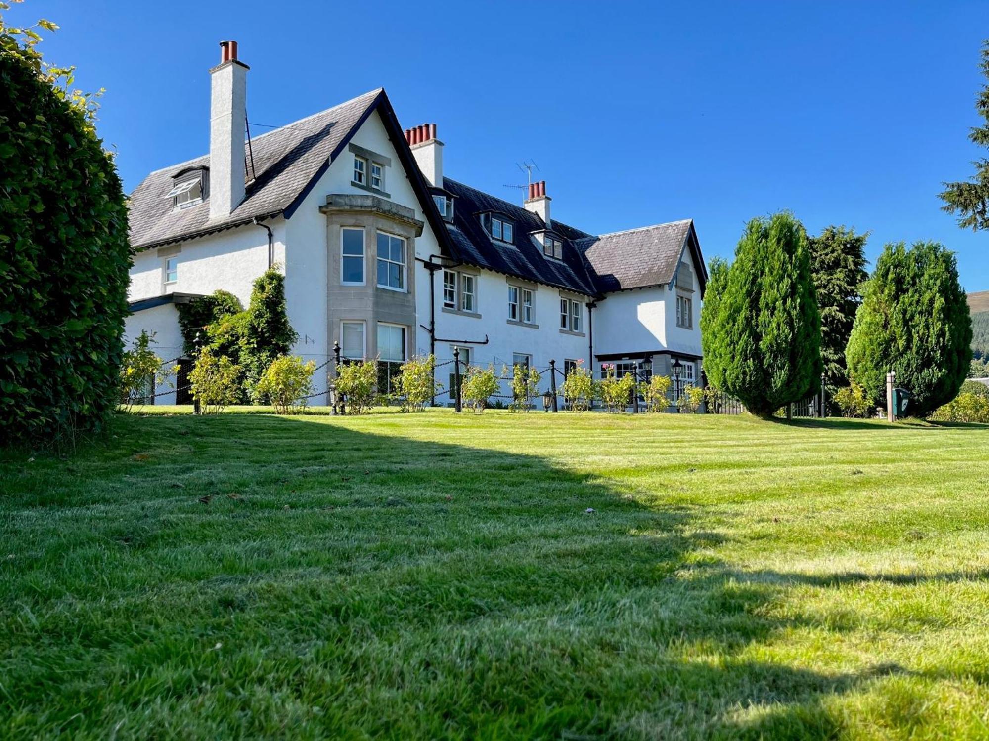 The Lovat, Loch Ness Guest House Fort Augustus Bagian luar foto